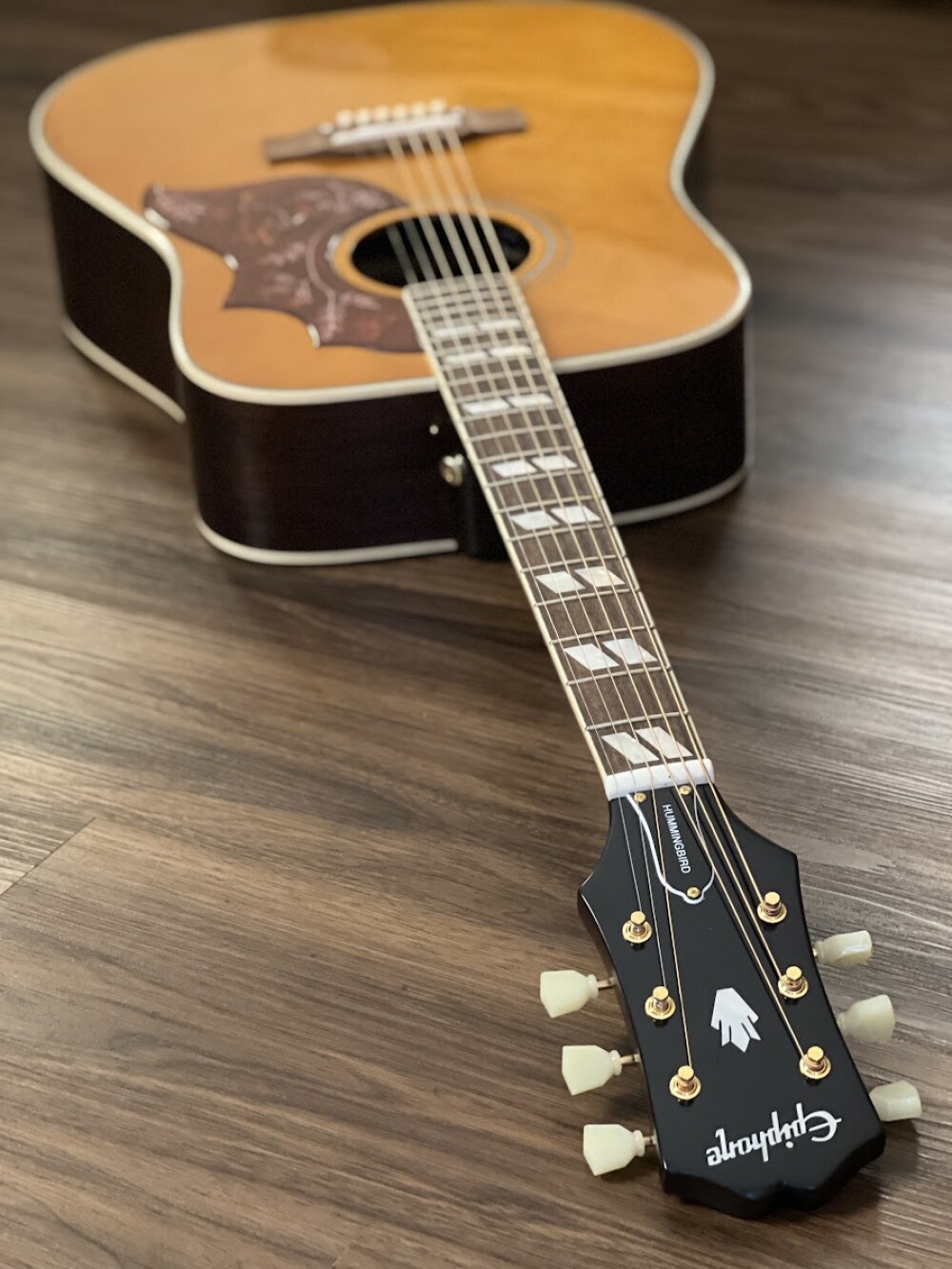 Epiphone Hummingbird Acoustic Electric Full Solid in Aged Natural